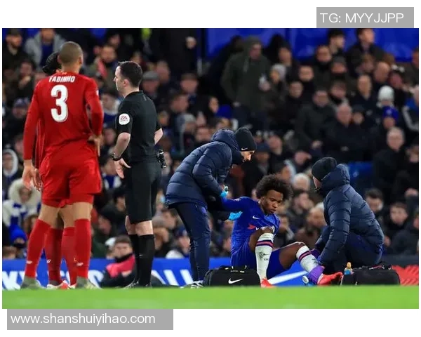 切尔西在足总杯中以1-0战胜本菲卡逆转瞬间点燃全场激情