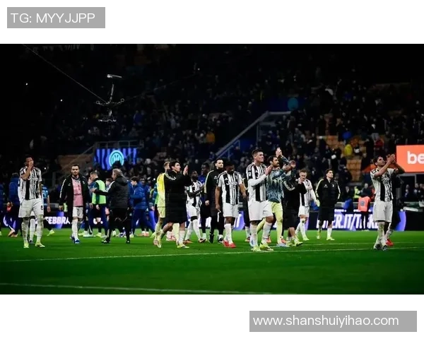 国米逆转尤文图斯夺足总杯胜利全场欢呼声震天