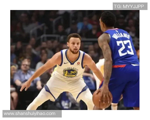 切尔西狂胜AC米兰五球大捷绝杀时刻点燃全场激情